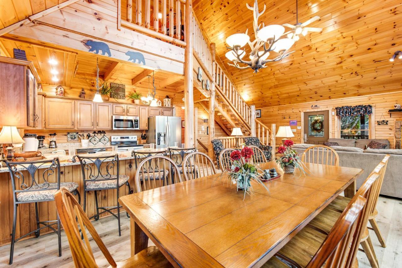 Grizzly Manor Villa Pigeon Forge Bagian luar foto