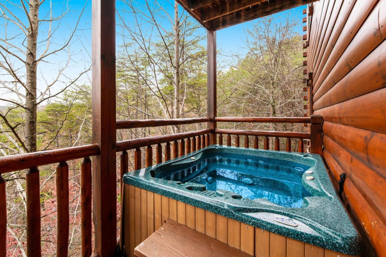 Grizzly Manor Villa Pigeon Forge Bagian luar foto