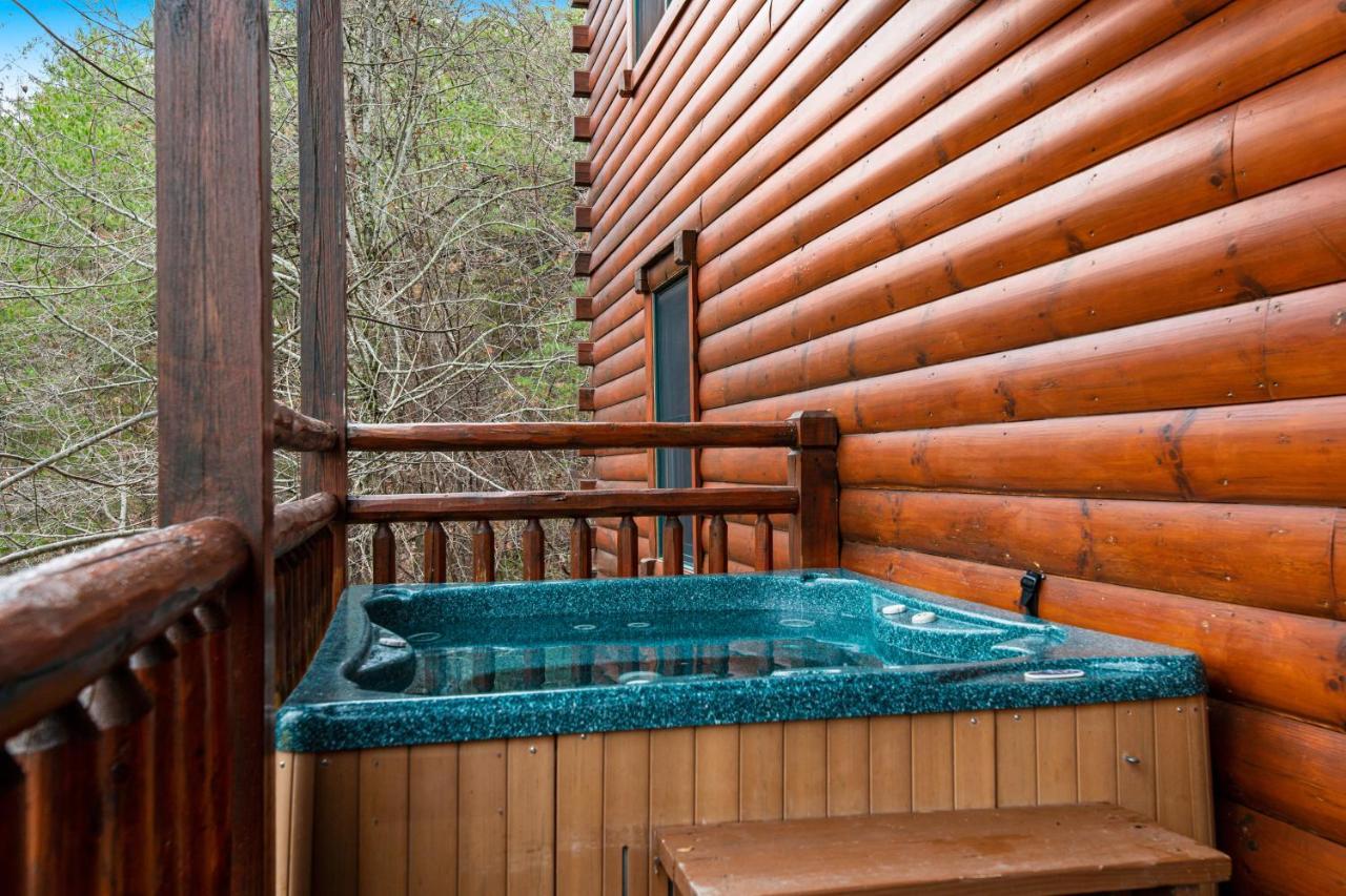 Grizzly Manor Villa Pigeon Forge Bagian luar foto